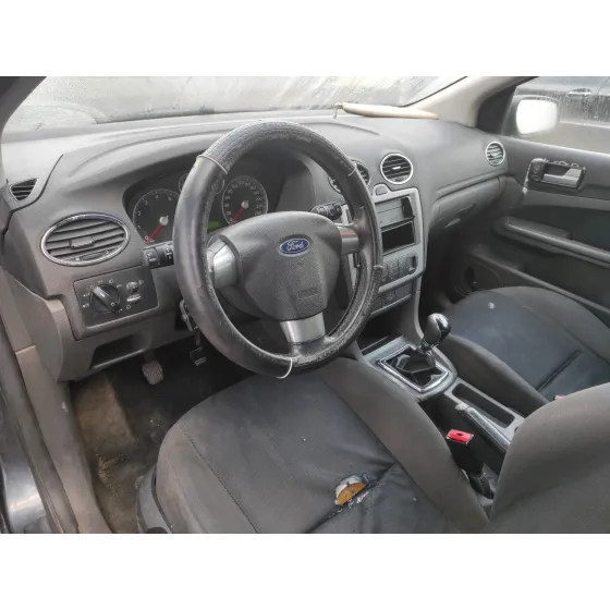 FORD FOCUS BERLINA (CAP) '2006 * GRIS OSCURO