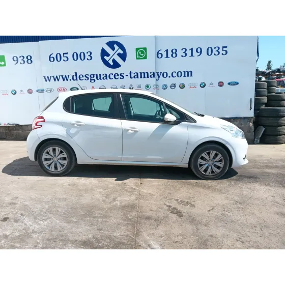 Peugeot 208 I (CA_, CC_) 2012
