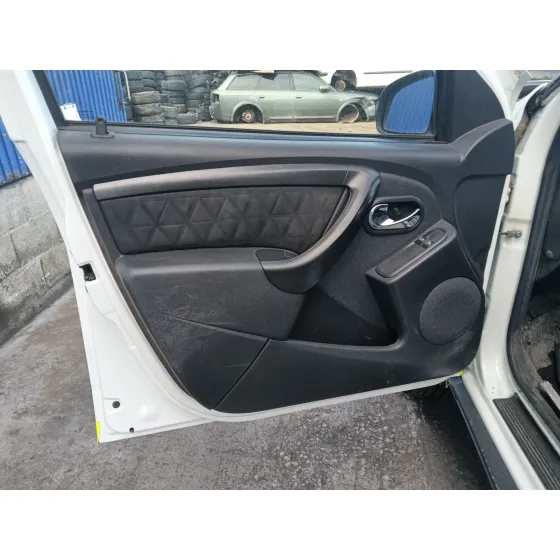 Dacia DUSTER (HS_) 2013