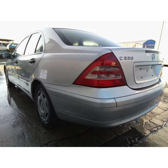 MERCEDES CLASE C (W203) BERLINA '2002 2.2 CDI CAT PLATA
