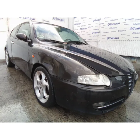 ALFA ROMEO 147 (190) '2004 1.6 16V CAT NEGRO