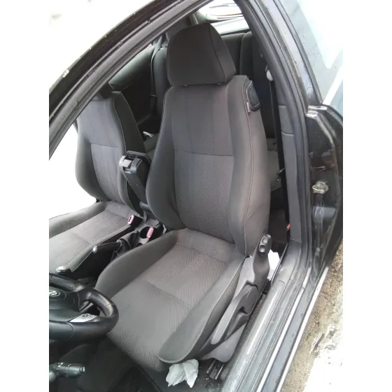 ALFA ROMEO 147 (190) '2004 1.6 16V CAT NEGRO