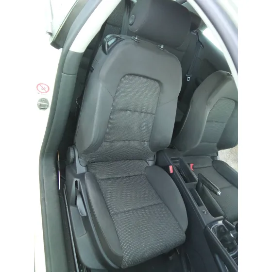 AUDI A3 (8P) '2003 1.6 BLANCO