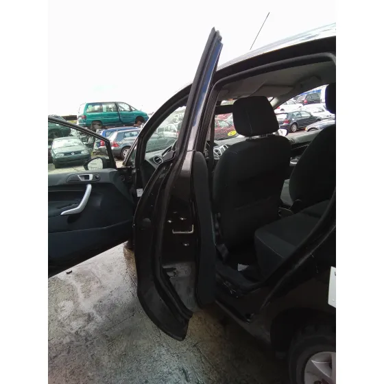 FORD FIESTA (CB1) '2013 1.4 TDCI CAT NEGRO