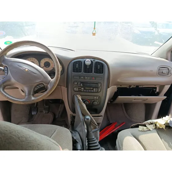 CHRYSLER GRAND VOYAGER '2001 2.5 D GRIS