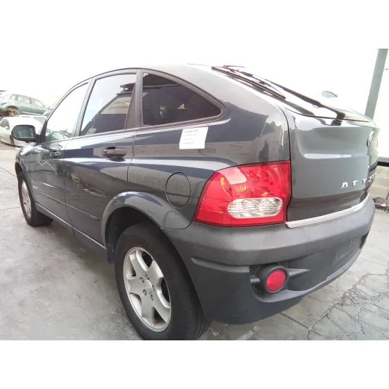 SSANGYONG ACTYON '2007 2.0 TD CAT GRIS OSCURO