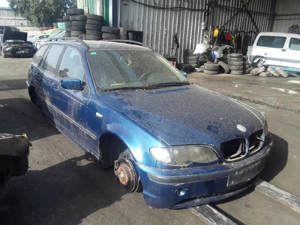 BMW SERIE 3 TOURING (E46) '2002 2.0 16V DIESEL CAT AZUL