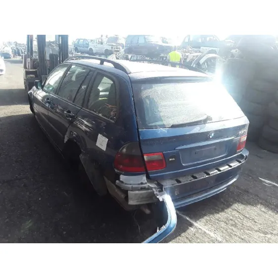 BMW SERIE 3 TOURING (E46) '2002 2.0 16V DIESEL CAT AZUL