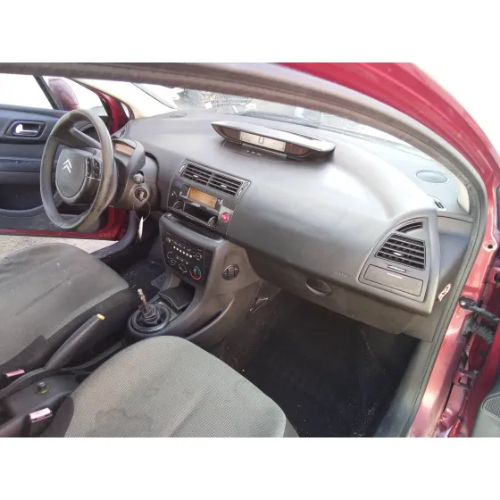 CITROEN C4 COUPE '2006 1.6 16V HDI ROJO