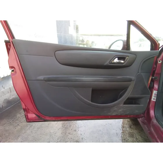 CITROEN C4 COUPE '2006 1.6 16V HDI ROJO