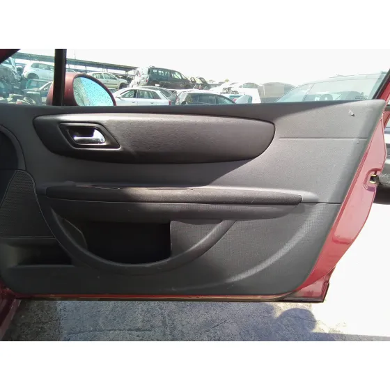 CITROEN C4 COUPE '2006 1.6 16V HDI ROJO
