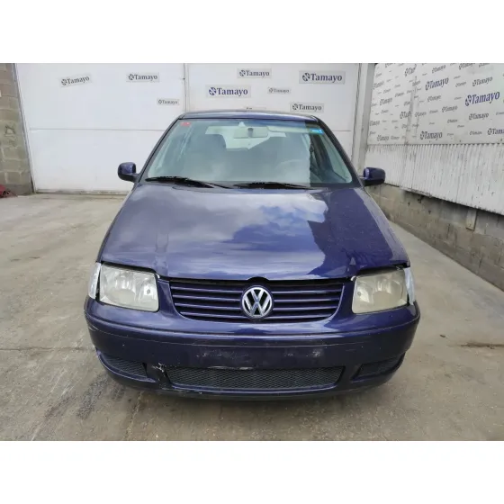 VOLKSWAGEN POLO BERLINA (6N2) '2001 1.4 16V AZUL MARINO