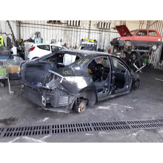 SKODA RAPID '2013 1.6 TDI DPF NEGRO