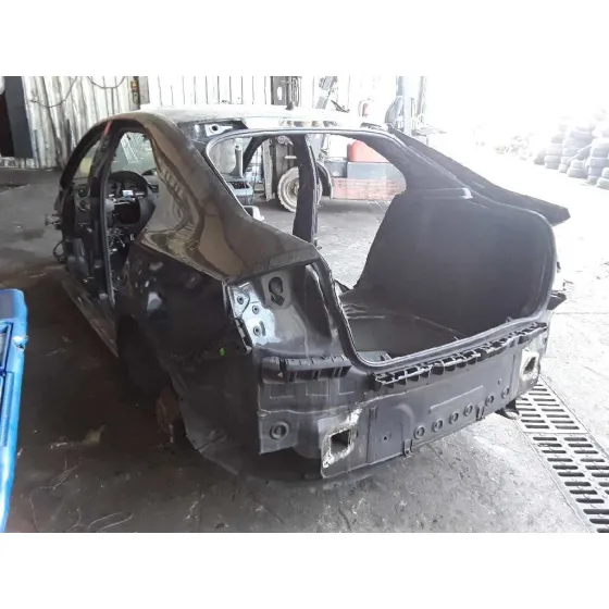 SKODA RAPID '2013 1.6 TDI DPF NEGRO