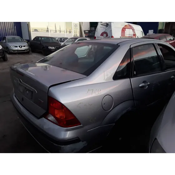FORD FOCUS BERLINA (CAK) '2004 1.8 TDCI CAT PLATA