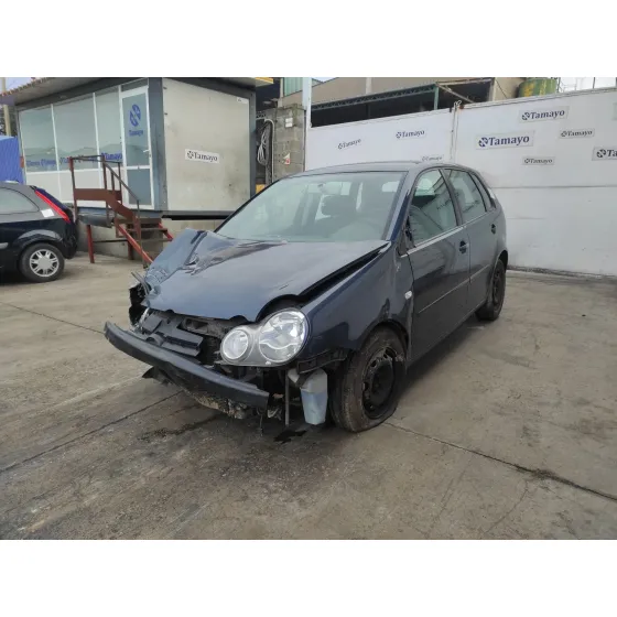 VOLKSWAGEN POLO (9N1) '2003 * NEGRO
