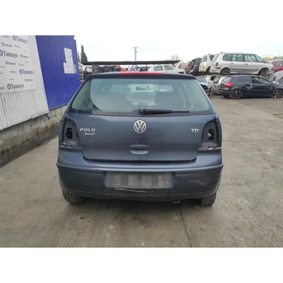 VOLKSWAGEN POLO (9N1) '2003 * NEGRO
