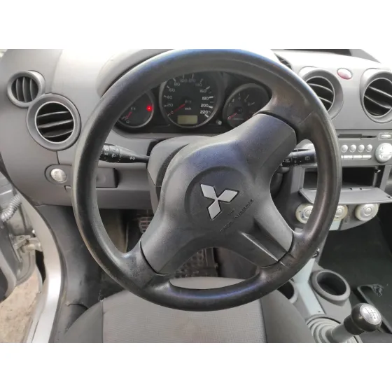 MITSUBISHI COLT BERLINA 5 (Z30A) '2005 1.3 ATLANTIS PLATA