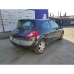 RENAULT MEGANE II BERLINA 3P RENAULT MEGANE II BERLINA 3P '2005 * NEGRO 2002