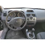 RENAULT MEGANE II BERLINA 3P RENAULT MEGANE II BERLINA 3P '2005 * NEGRO 2002