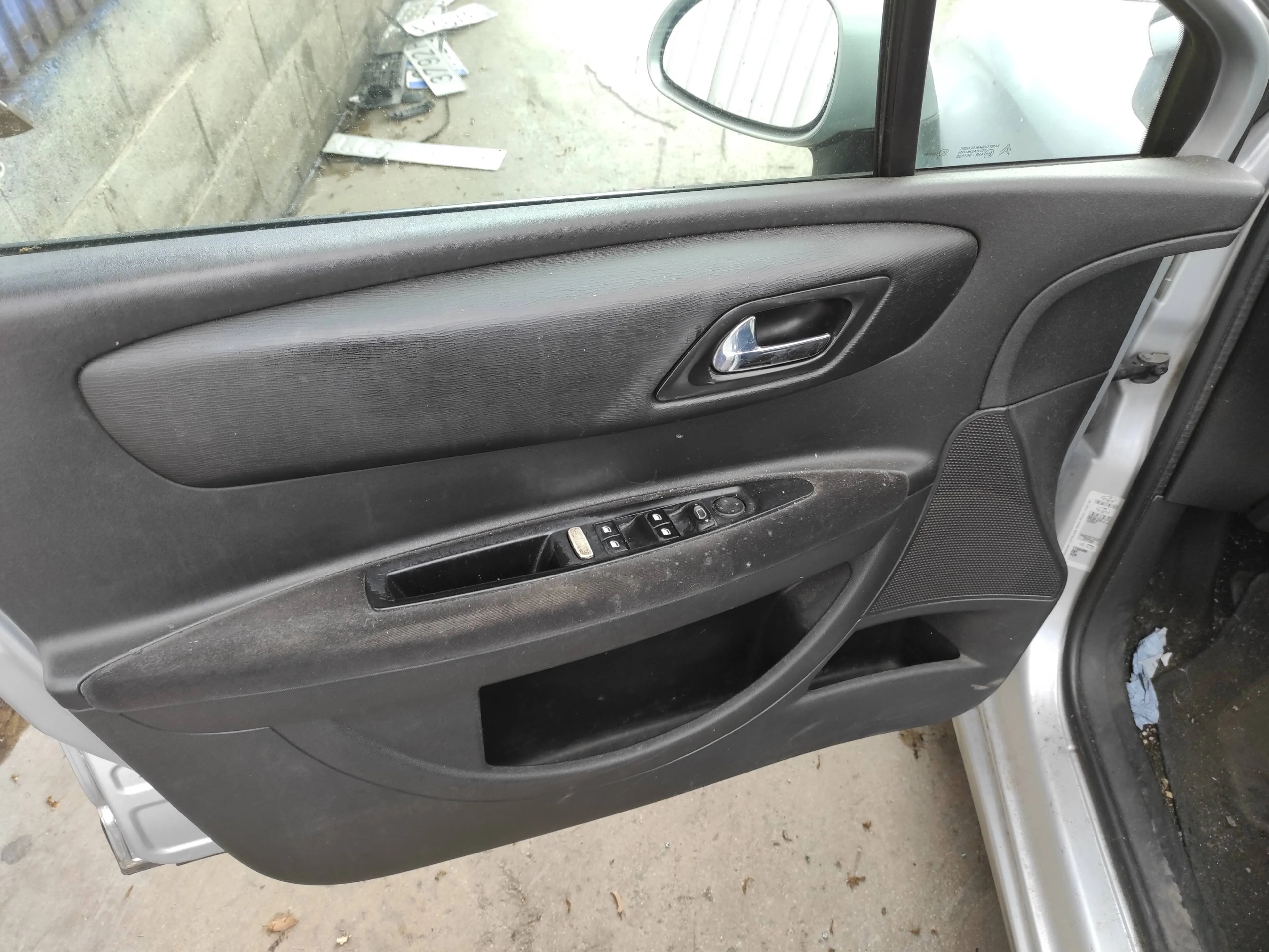 CITROEN C4 BERLINA '2008 1.6 16V HDI PLATA