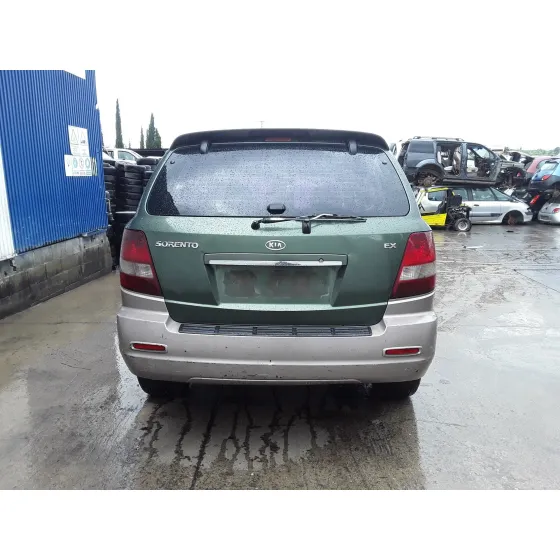 KIA SORENTO '2004 * VERDE OSCURO