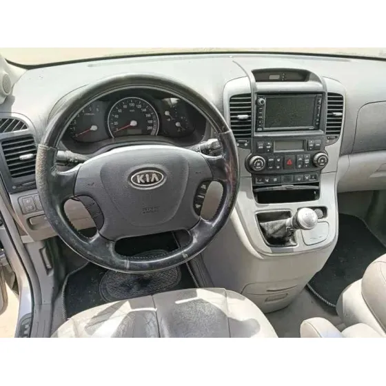 KIA CARNIVAL '2007 * PLATA
