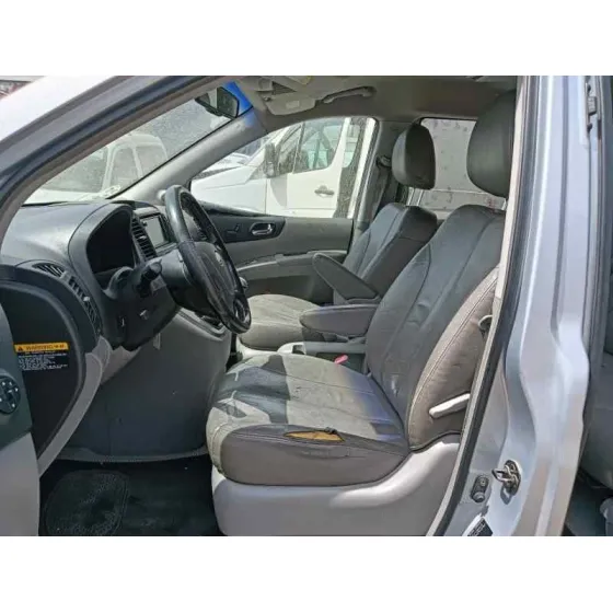 KIA CARNIVAL '2007 * PLATA