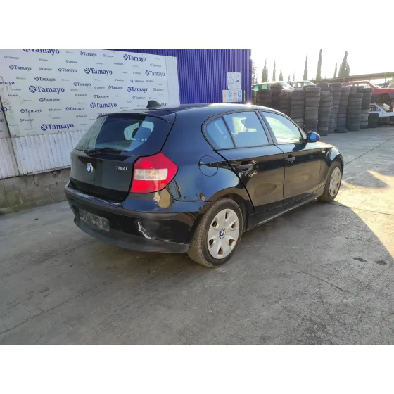 BMW SERIE 1 BERLINA (E81/E87) '2004 * AZUL MARINO