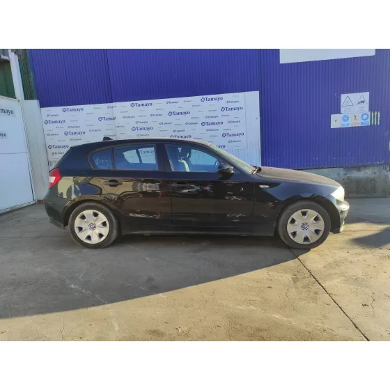 BMW SERIE 1 BERLINA (E81/E87) '2004 * AZUL MARINO