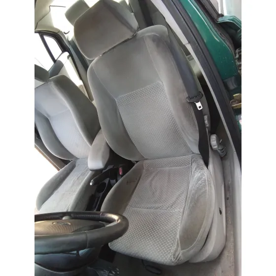 FORD MONDEO BERLINA (GE) '2002 2.0 TDCI CAT VERDE