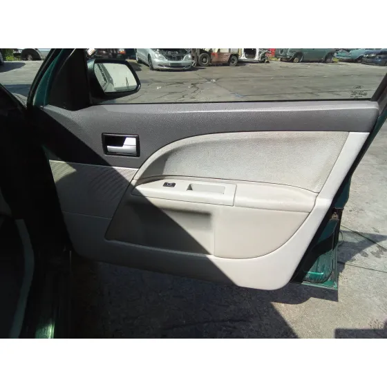 FORD MONDEO BERLINA (GE) '2002 2.0 TDCI CAT VERDE