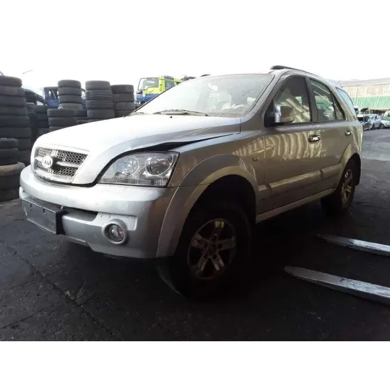 KIA SORENTO '2005 2.5 CRDI VGT EX1 PLATA