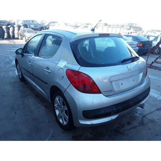 PEUGEOT 207 '2006 1.6 16V HDI PLATA