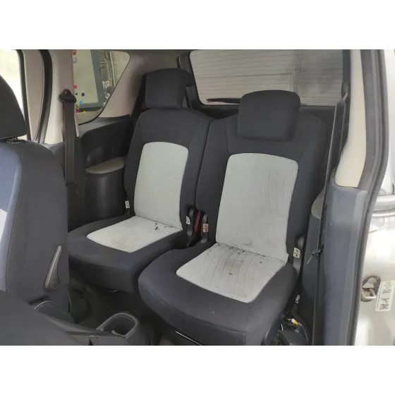 PEUGEOT 1007 '2005 1.4 HDI PLATA