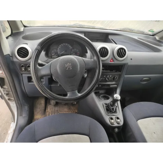 PEUGEOT 1007 '2005 1.4 HDI PLATA
