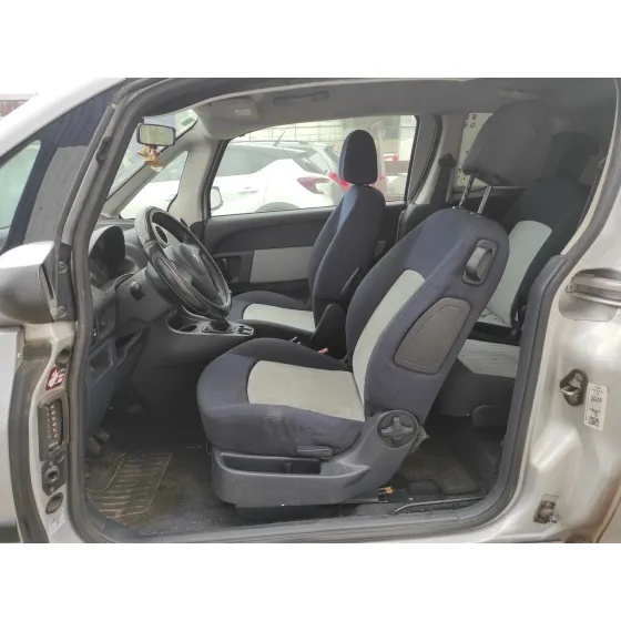 PEUGEOT 1007 '2005 1.4 HDI PLATA