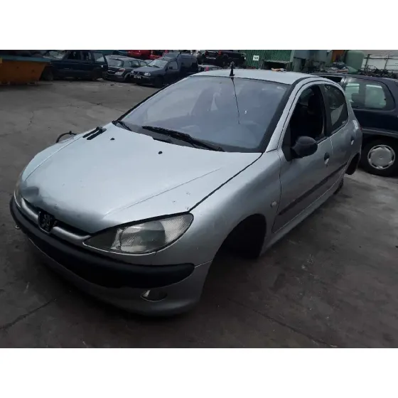 PEUGEOT 206 BERLINA '2002 1.9 DIESEL PLATA