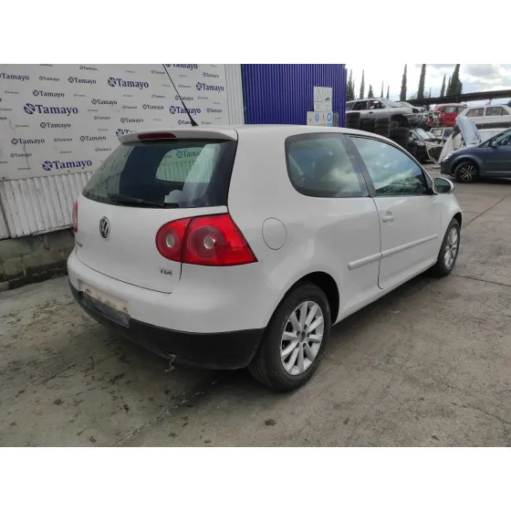 VOLKSWAGEN GOLF V BERLINA (1K1) '2007 1.9 TDI BLANCO