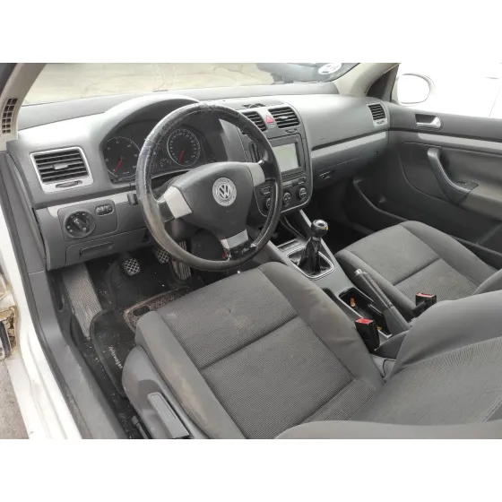 VOLKSWAGEN GOLF V BERLINA (1K1) '2007 1.9 TDI BLANCO