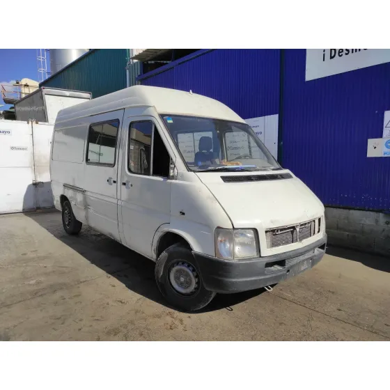VOLKSWAGEN LT CAJA CERRADA / COMBI '2000 2.4 TURBODIESEL (DV) BLANCO