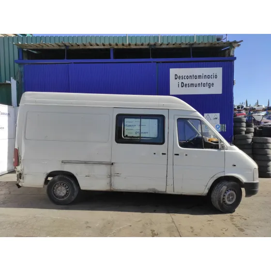 VOLKSWAGEN LT CAJA CERRADA / COMBI '2000 2.4 TURBODIESEL (DV) BLANCO