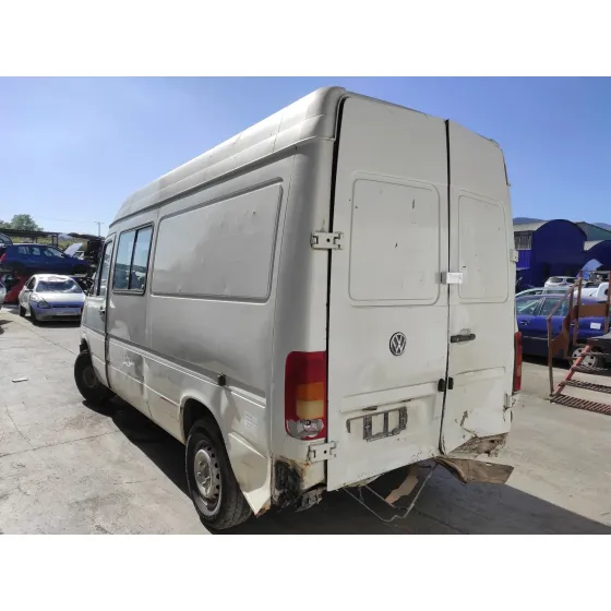 VOLKSWAGEN LT CAJA CERRADA / COMBI '2000 2.4 TURBODIESEL (DV) BLANCO