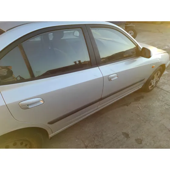 HYUNDAI ELANTRA (XD) '2004 2.0 CRDI CAT PLATA