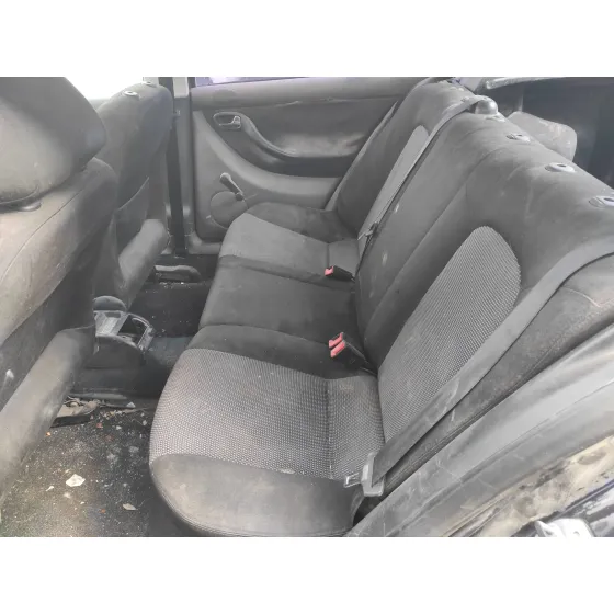 SEAT LEON (1M1) '2003 1.9 TDI NEGRO