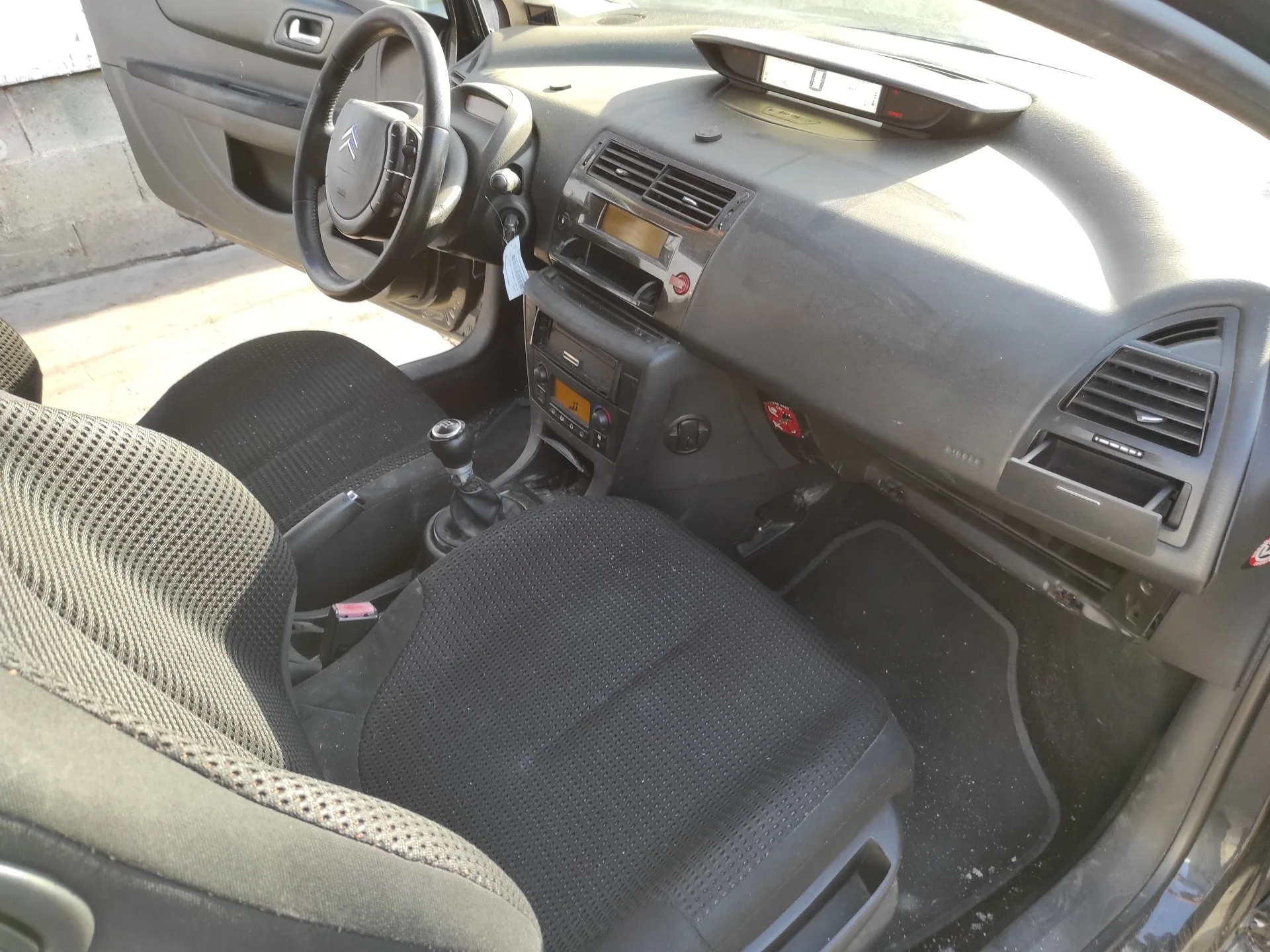 CITROEN C4 COUPE '2005 * NEGRO