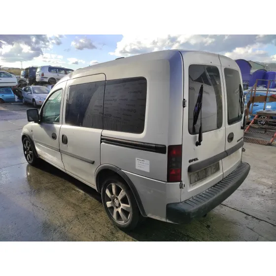 OPEL COMBO (CORSA C) '2006 1.3 16V CDTI PLATA