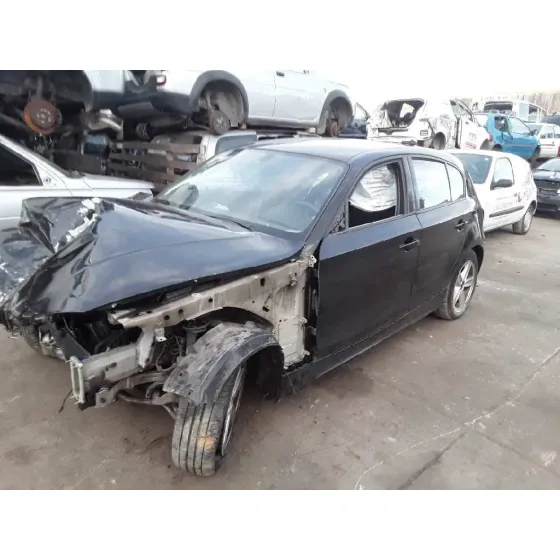 BMW SERIE 1 BERLINA (E81/E87) '2005 * NEGRO