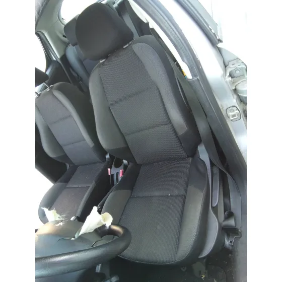 PEUGEOT 207 '2010 1.4 PLATA