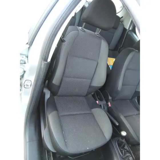 PEUGEOT 207 '2010 1.4 PLATA